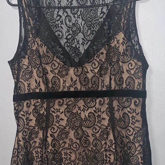 Ann Taylor Loft Black Lace Top - NWT - Picture 2 of 3
